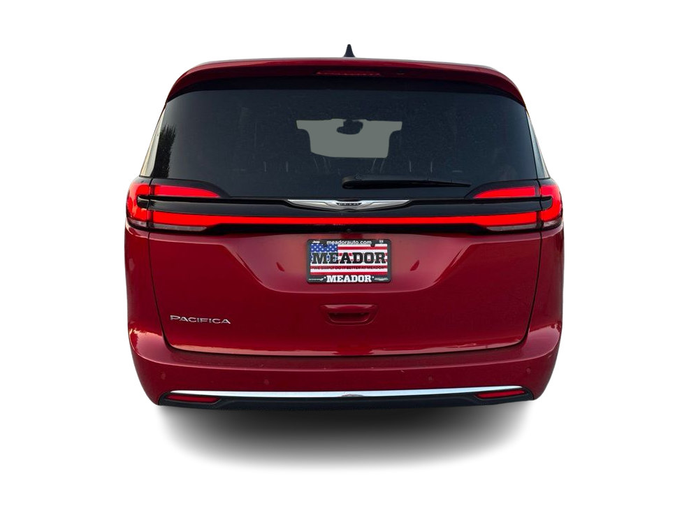 Thumbnail: 2025 Chrysler Pacifica - 4