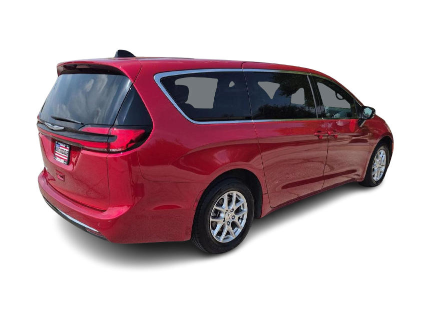 Thumbnail: 2025 Chrysler Pacifica - 19