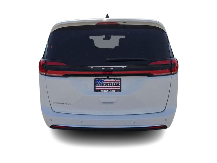 Thumbnail: 2027 Chrysler Pacifica - 5
