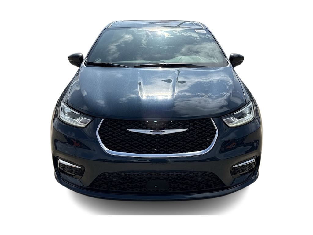 Thumbnail: 2025 Chrysler Pacifica - 6