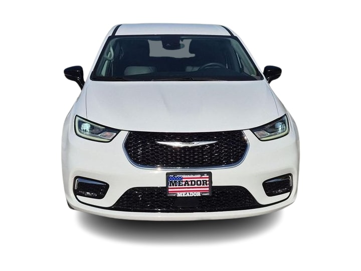 Thumbnail: 2024 Chrysler Pacifica - 6