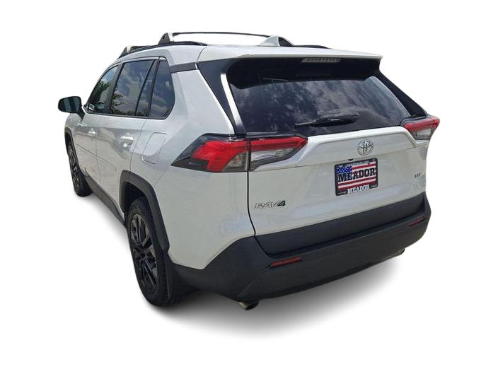 Thumbnail: 2021 Toyota RAV4 - 4