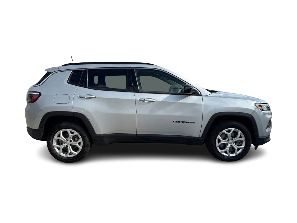 Thumbnail: 2024 Jeep Compass - 18