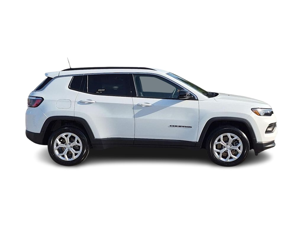 Thumbnail: 2024 Jeep Compass - 22
