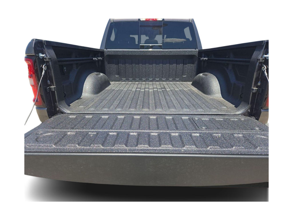 Thumbnail: 2026 RAM 1500 - 18
