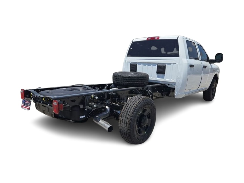 2026 RAM 3500 Chassis Tradesman - Photo 17