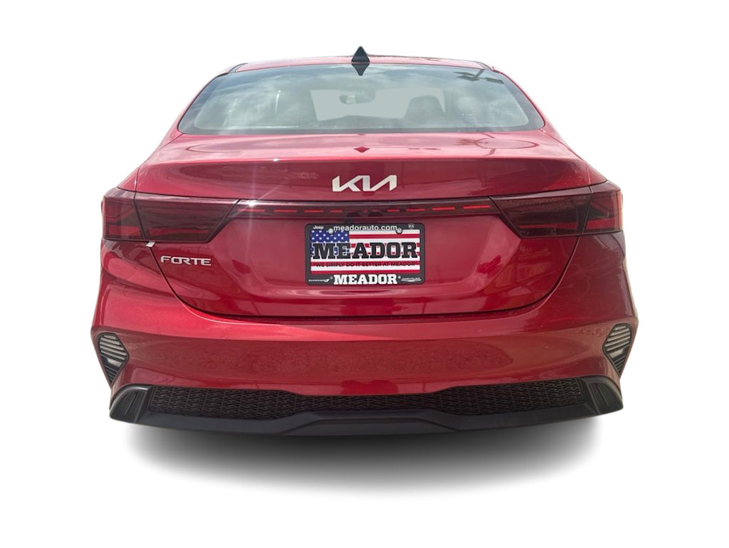 Thumbnail: 2024 Kia Forte - 4