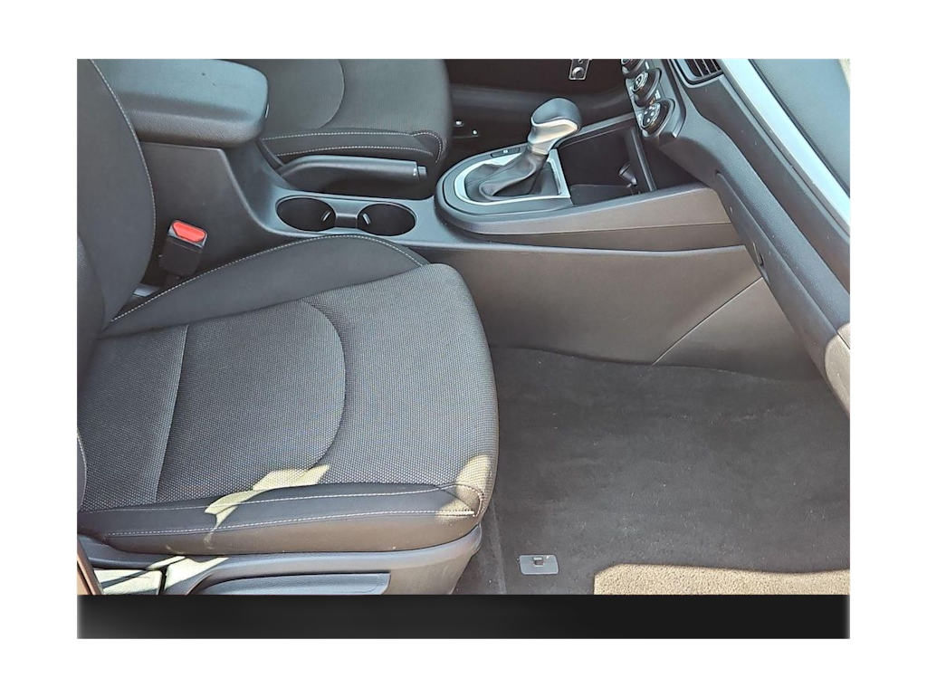Thumbnail: 2024 Kia Forte - 15