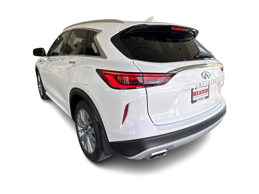 Thumbnail: 2023 INFINITI QX50 - 4