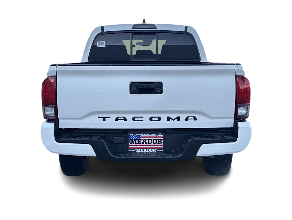 Thumbnail: 2022 Toyota Tacoma - 5
