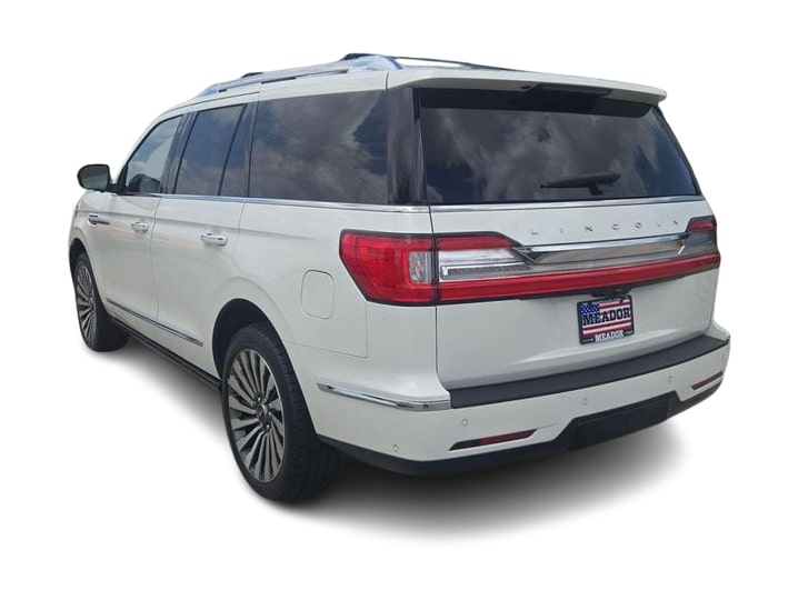 Thumbnail: 2021 Lincoln Navigator - 4