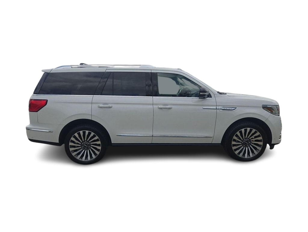 Thumbnail: 2021 Lincoln Navigator - 20