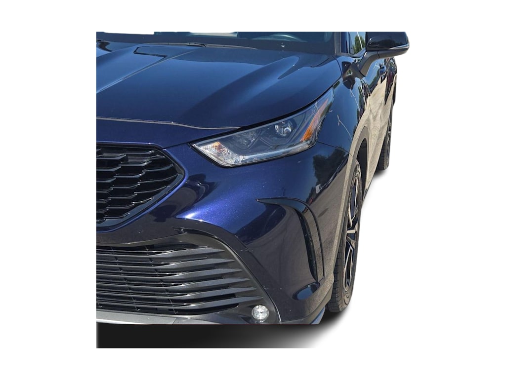 Thumbnail: 2021 Toyota Highlander - 22