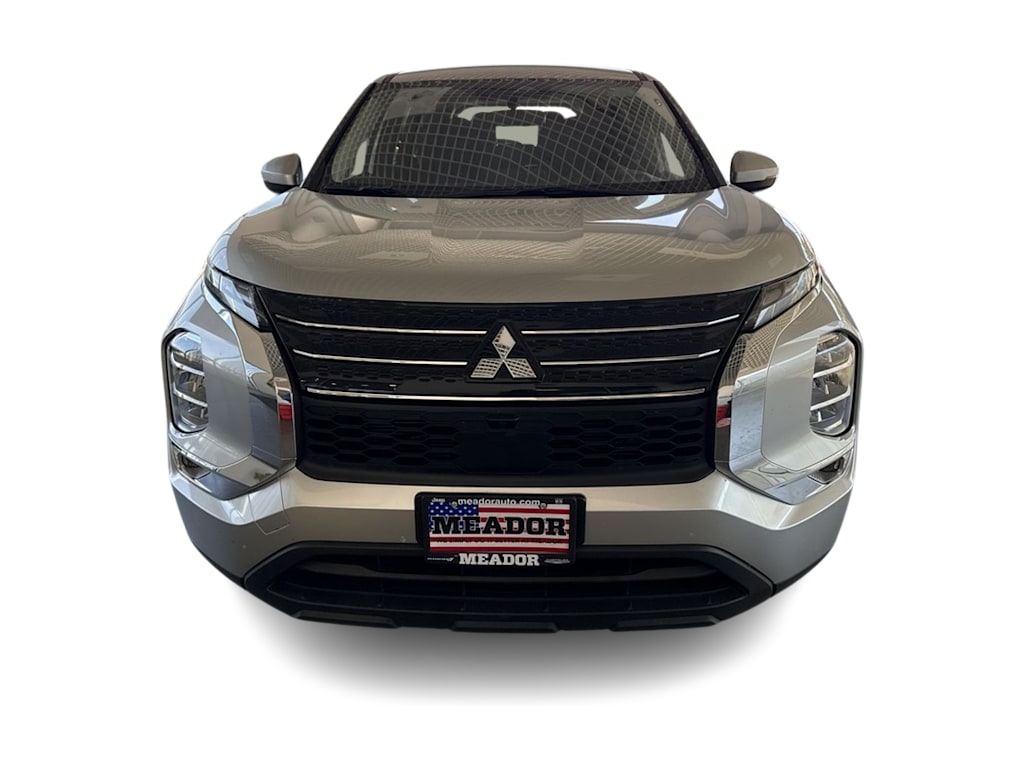 Thumbnail: 2024 Mitsubishi Outlander - 6