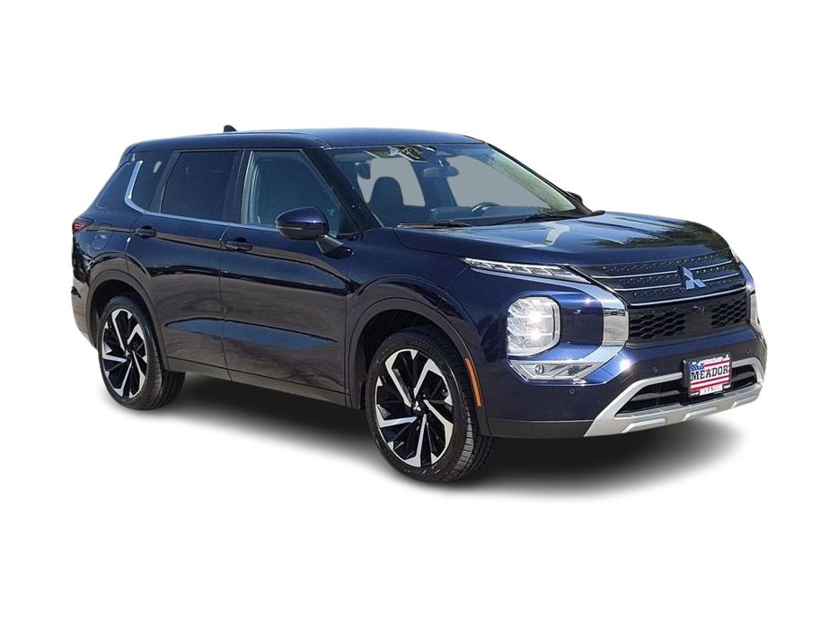 Thumbnail: 2024 Mitsubishi Outlander - 20