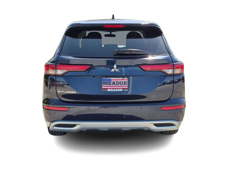 Thumbnail: 2024 Mitsubishi Outlander - 5