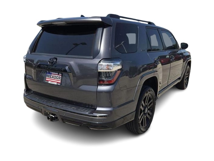 Thumbnail: 2021 Toyota 4Runner - 21