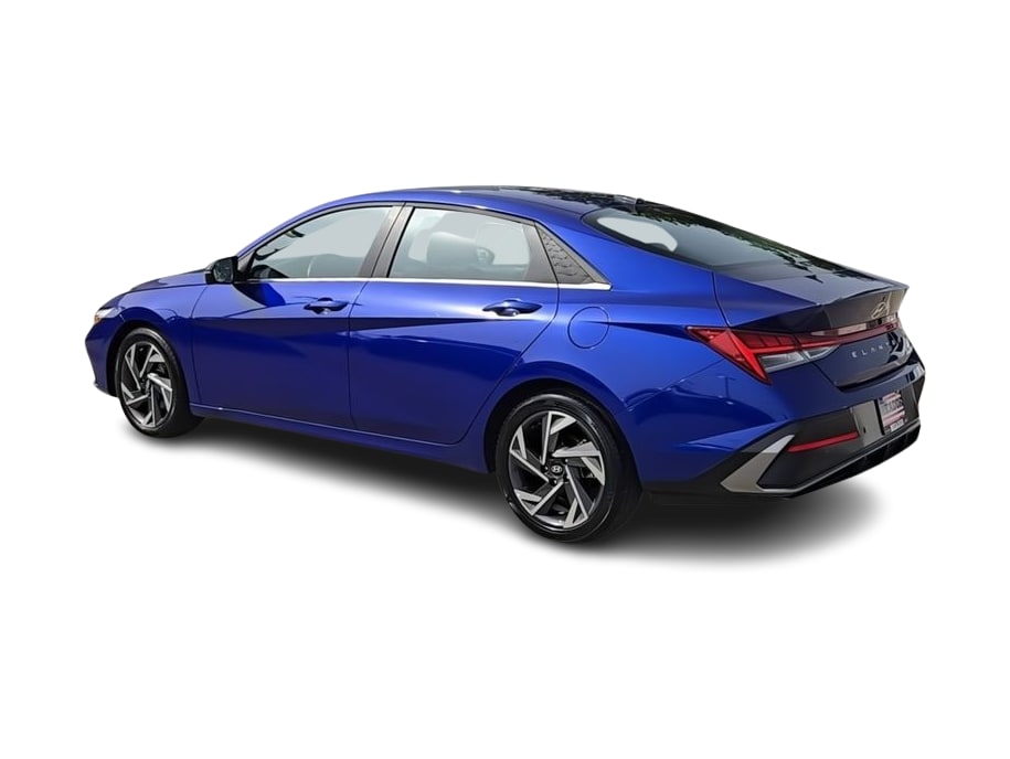 Thumbnail: 2024 Hyundai Elantra - 4