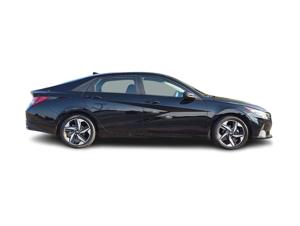 Thumbnail: 2023 Hyundai Elantra - 18