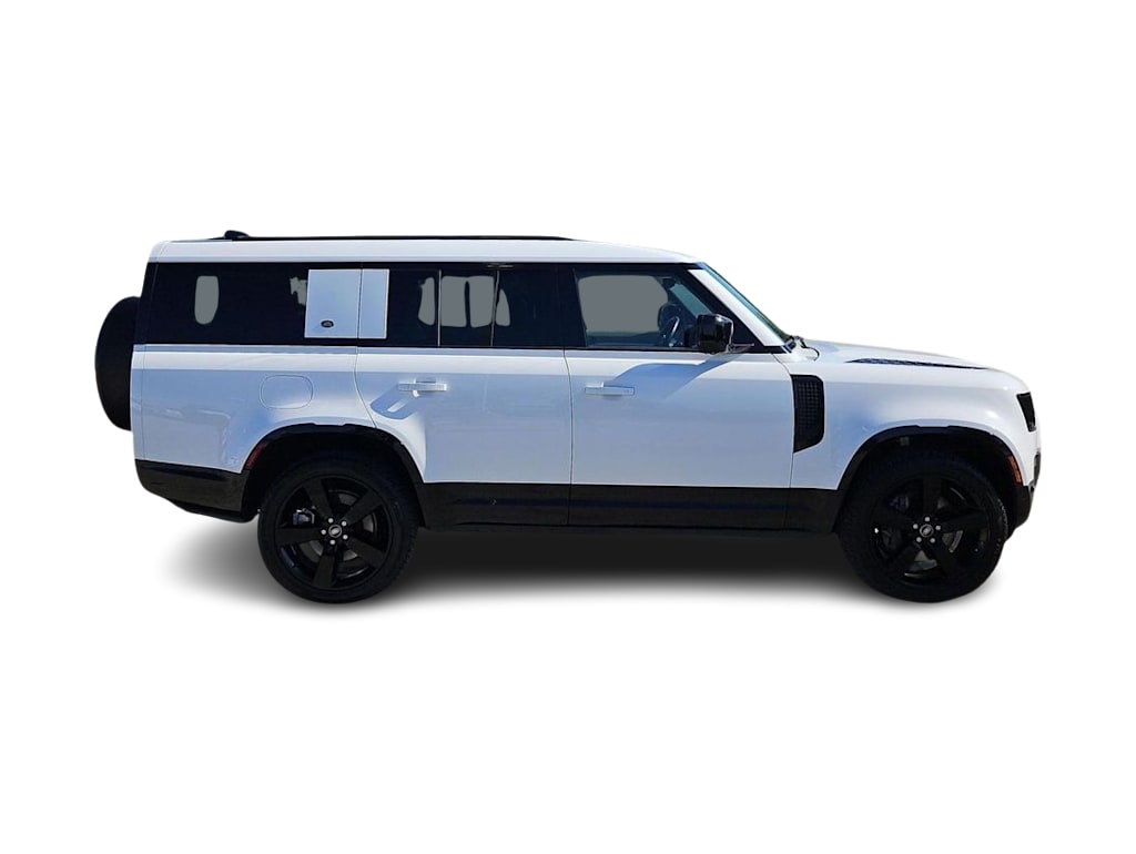 Thumbnail: 2024 Land Rover Defender - 21