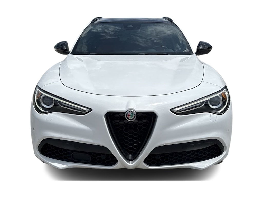 Thumbnail: 2022 Alfa Romeo Stelvio - 6
