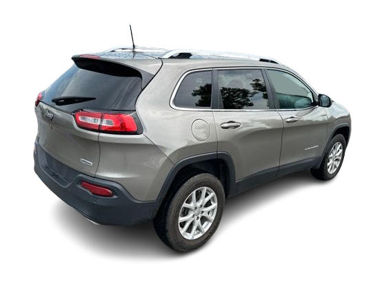 Thumbnail: 2017 Jeep Cherokee - 17