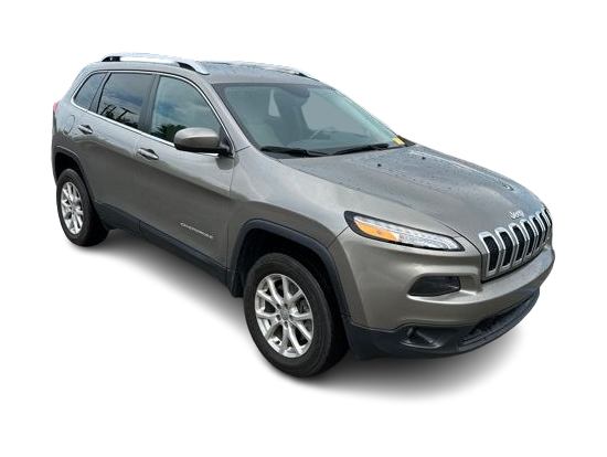 Thumbnail: 2017 Jeep Cherokee - 20
