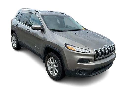 Thumbnail: 2017 Jeep Cherokee - 21