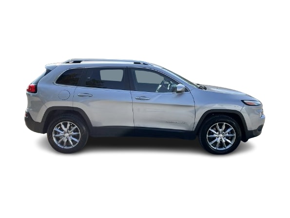 Thumbnail: 2017 Jeep Cherokee - 21