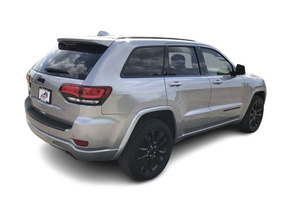 Thumbnail: 2020 Jeep Grand Cherokee - 20