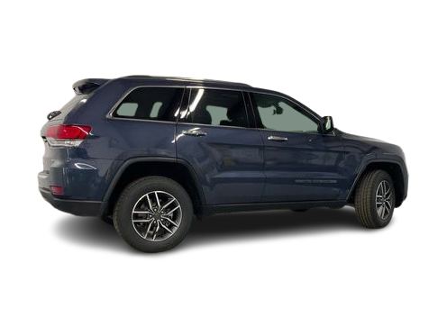 Thumbnail: 2020 Jeep Grand Cherokee - 17