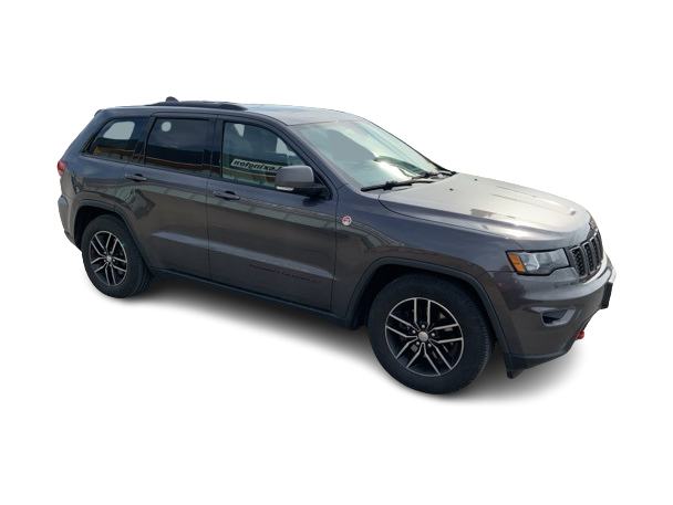 2017 Jeep Grand Cherokee Trailhawk 30