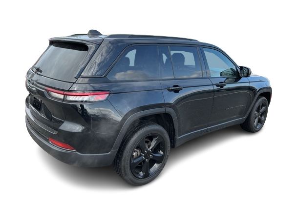 Thumbnail: 2023 Jeep Grand Cherokee - 20