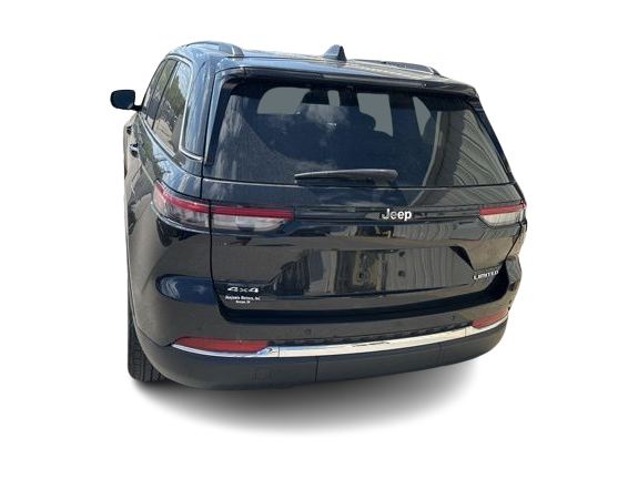 Thumbnail: 2022 Jeep Grand Cherokee - 4