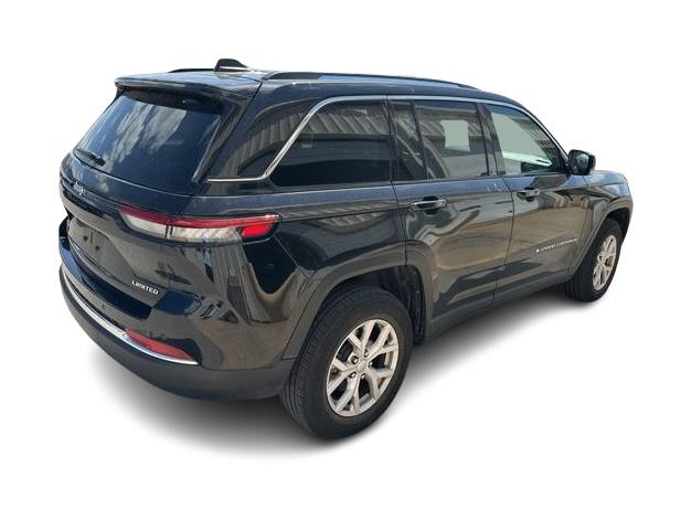 Thumbnail: 2022 Jeep Grand Cherokee - 22