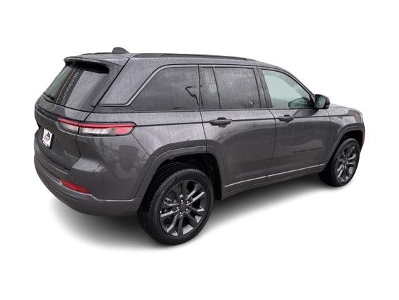 Thumbnail: 2026 Jeep Grand Cherokee - 22