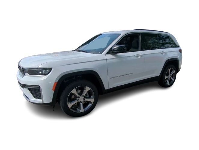 Thumbnail: 2026 Jeep Grand Cherokee - 3
