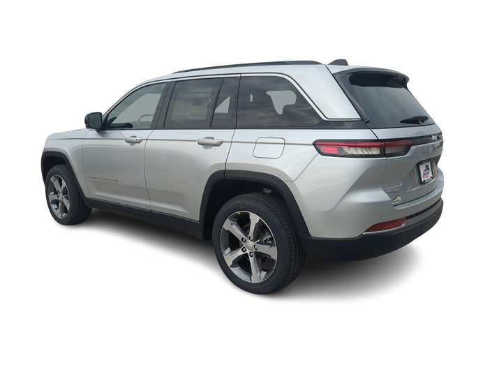 Thumbnail: 2026 Jeep Grand Cherokee - 4