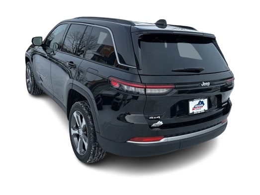 Thumbnail: 2026 Jeep Grand Cherokee - 21