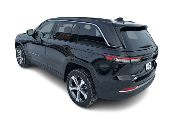 Thumbnail: 2026 Jeep Grand Cherokee - 4