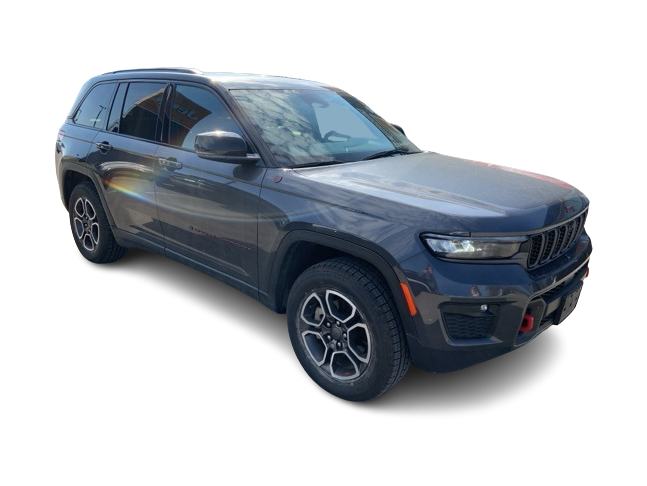 2022 Jeep Grand Cherokee Trailhawk 24