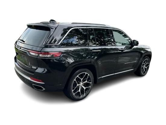 Thumbnail: 2022 Jeep Grand Cherokee - 25
