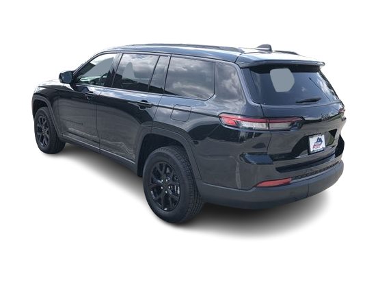 Thumbnail: 2026 Jeep Grand Cherokee L - 4
