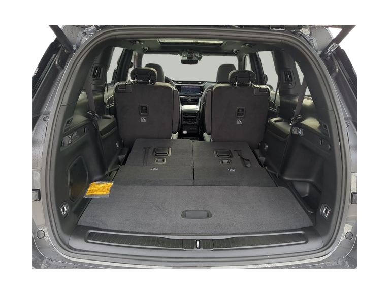 Thumbnail: 2026 Jeep Grand Cherokee L - 17