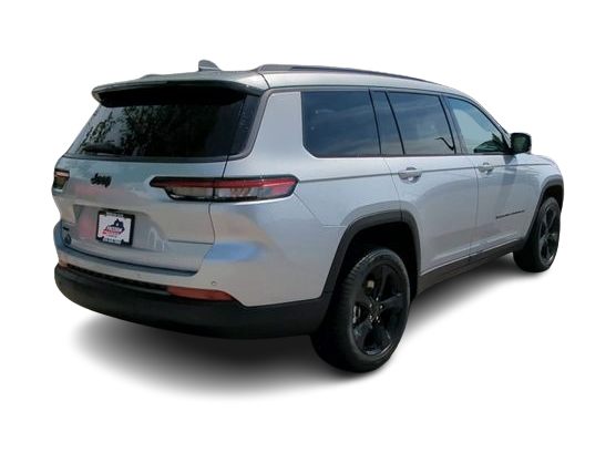 Thumbnail: 2026 Jeep Grand Cherokee L - 22