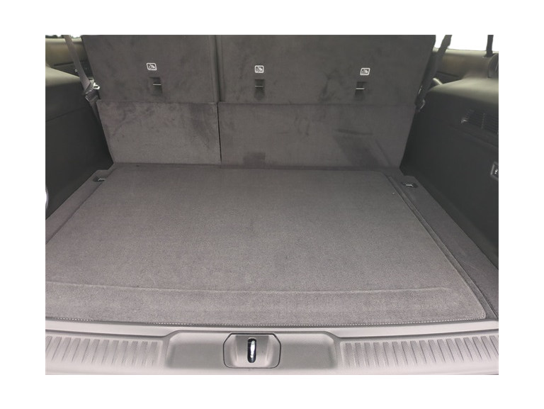 Thumbnail: 2026 Jeep Grand Wagoneer L - 17