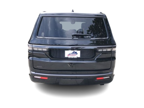 Thumbnail: 2026 Jeep Grand Wagoneer - 5