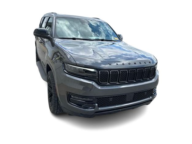 Thumbnail: 2023 Jeep Wagoneer - 25