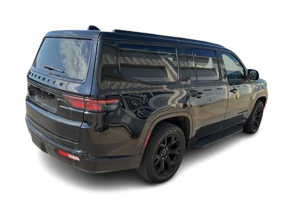 Thumbnail: 2023 Jeep Wagoneer - 23