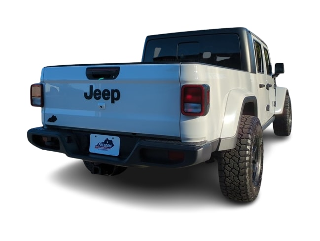 Thumbnail: 2021 Jeep Gladiator - 23
